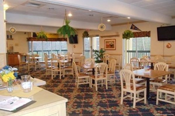 HOTEL M AND CONFERENC (Morgantown)